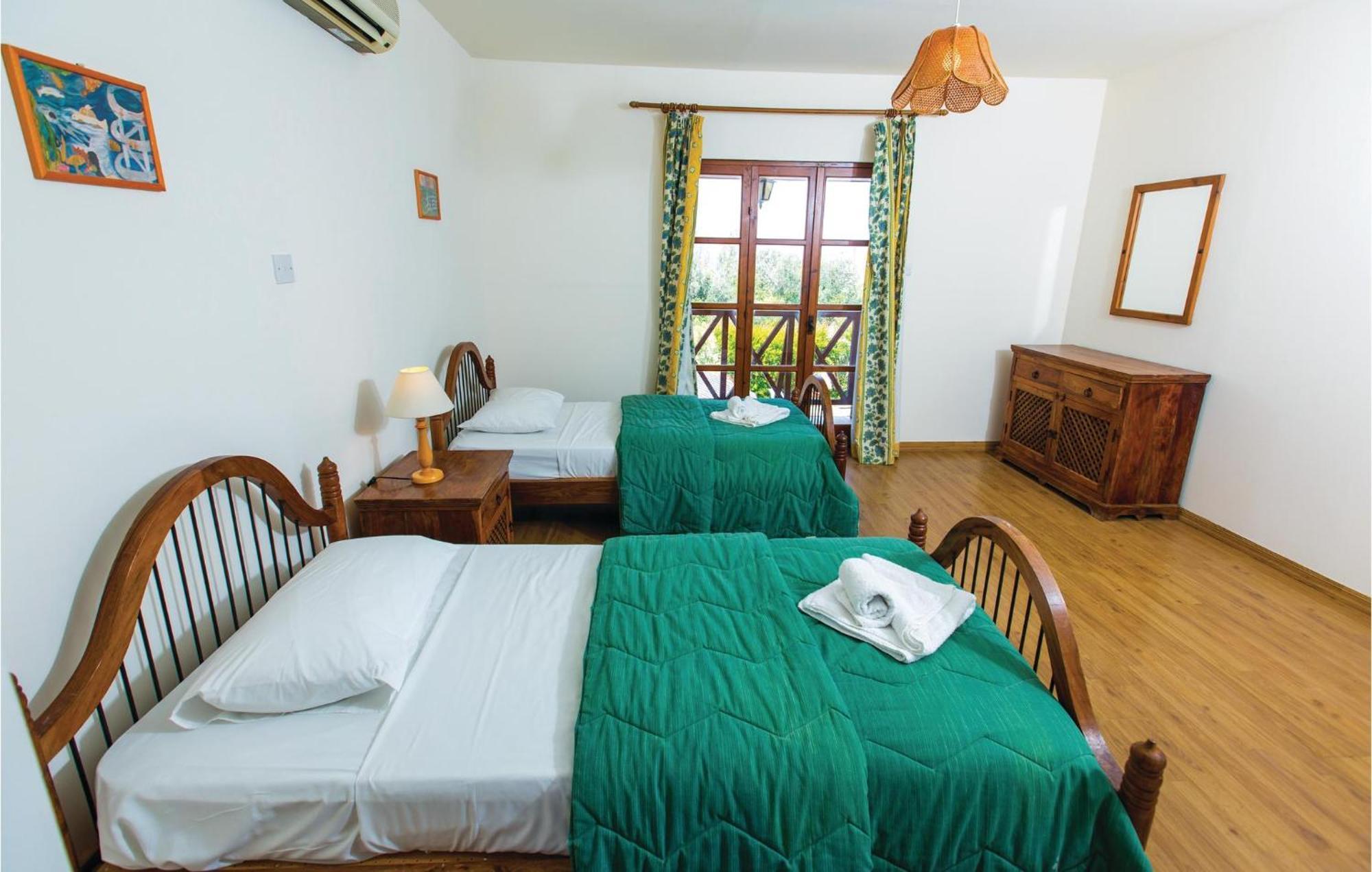 Amazing Home In Pomos With Wifi Εξωτερικό φωτογραφία