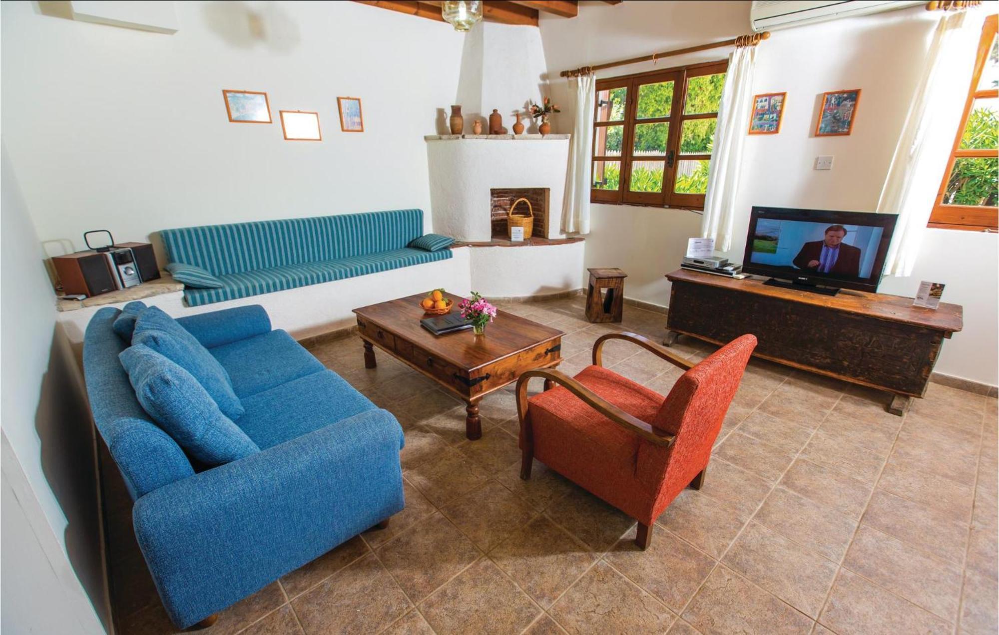 Amazing Home In Pomos With Wifi Εξωτερικό φωτογραφία